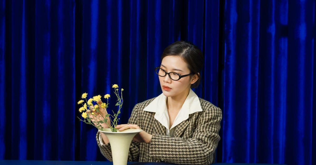 물에 잠기는 아래쪽 잎사귀 미리 떼어내기