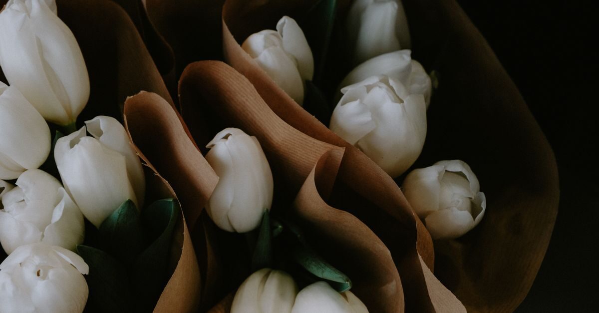 근조화환 주문 전 알아둘 배송 시간과 장례식장 규격 확인법